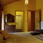 Casa De Arias